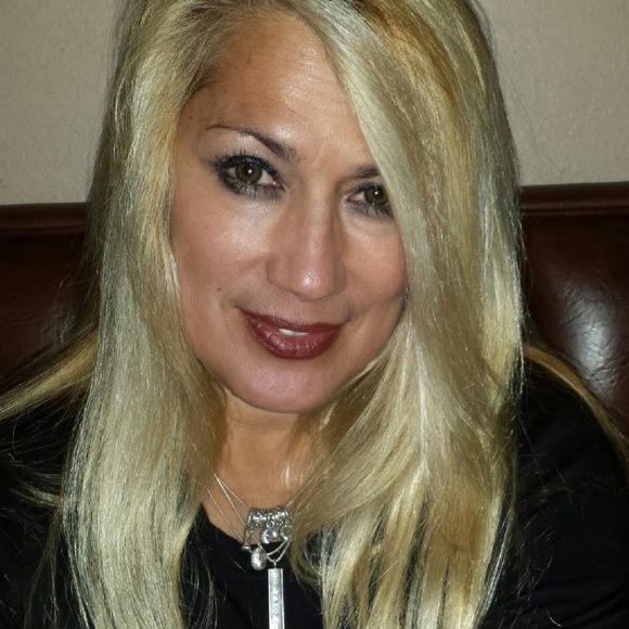 Meet your Posher, Rose - Picture 1 of 1